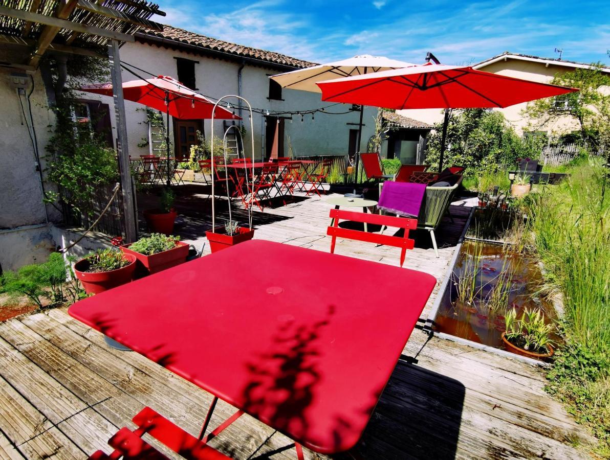 Logis Hotel Restaurant La Barguillere Saint-Pierre-de-Riviere Exterior photo