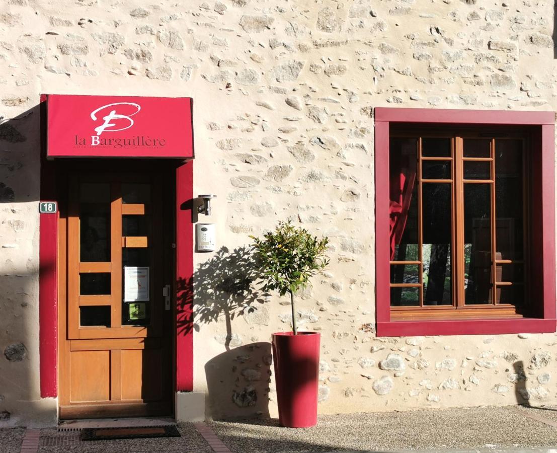 Logis Hotel Restaurant La Barguillere Saint-Pierre-de-Riviere Exterior photo