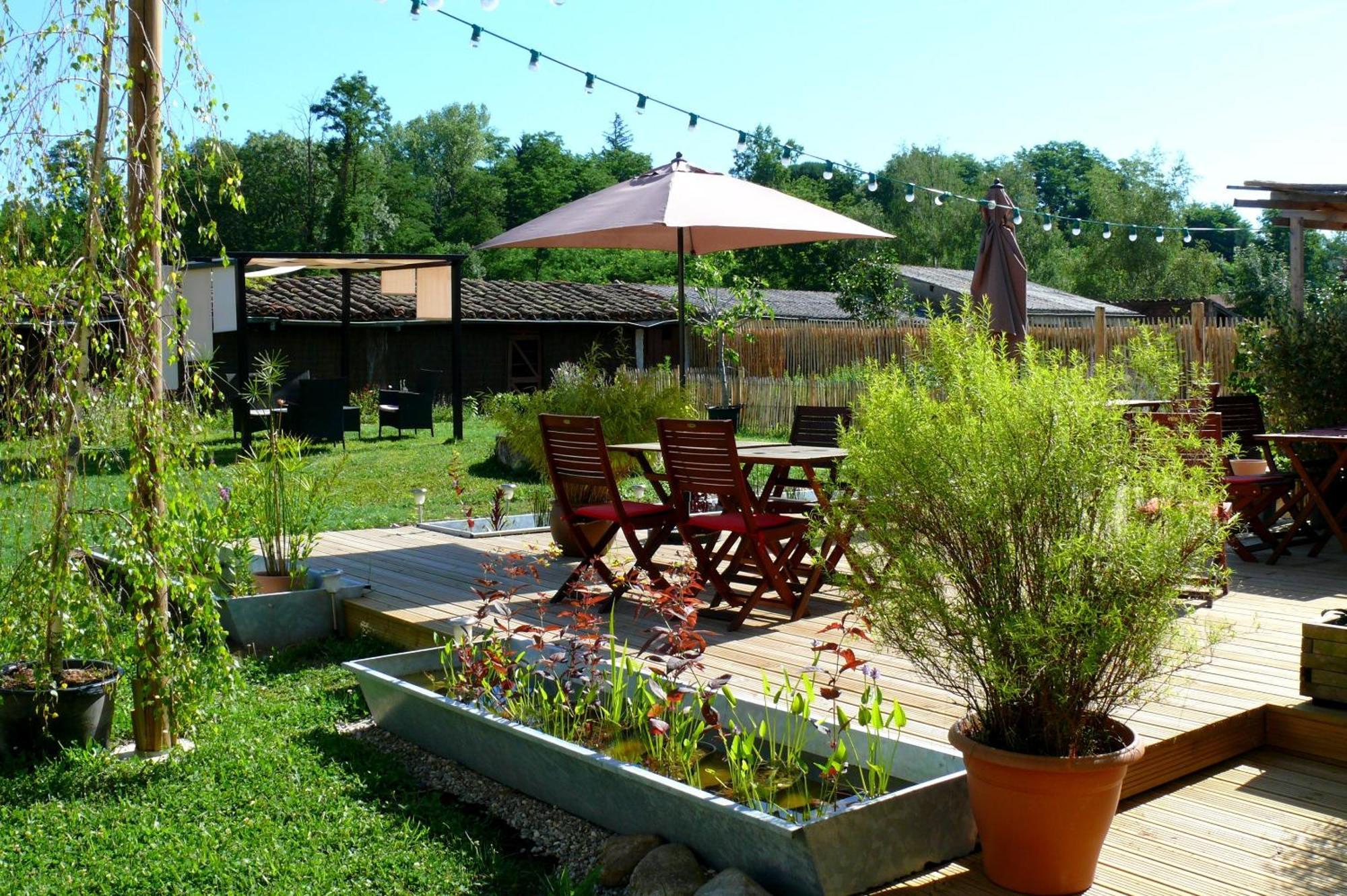 Logis Hotel Restaurant La Barguillere Saint-Pierre-de-Riviere Exterior photo
